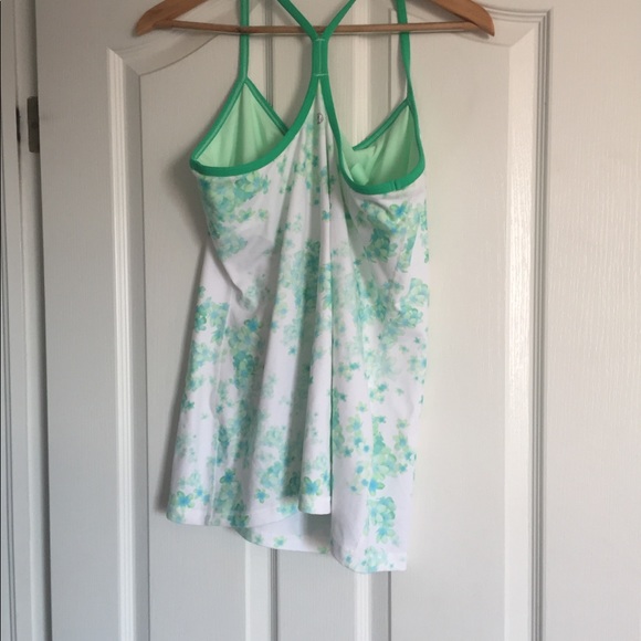 Lululemon Power Pose tank - Picture 9 of 9